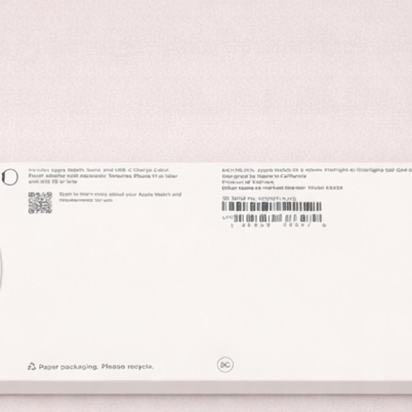 Brand New Apple Watch SE Series 3 40mm Starlight Al Starlight SB S/M GPS - Picture 2 of 2